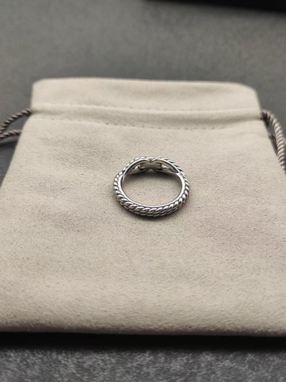 ✨David Yurman Ring✨ - Picture 9 of 9
